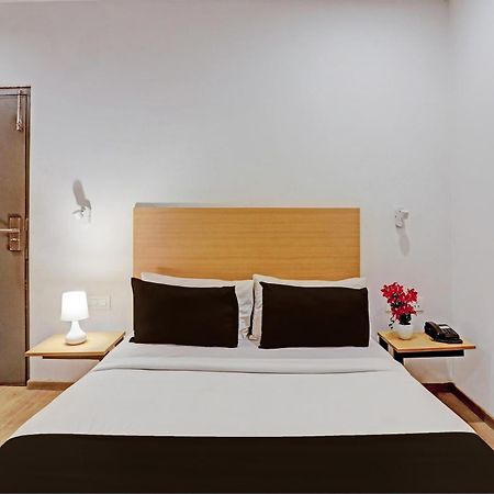 Townhouse Near Secunderabad Railway Station, Yashoda Hospital, Patny Centre エクステリア 写真
