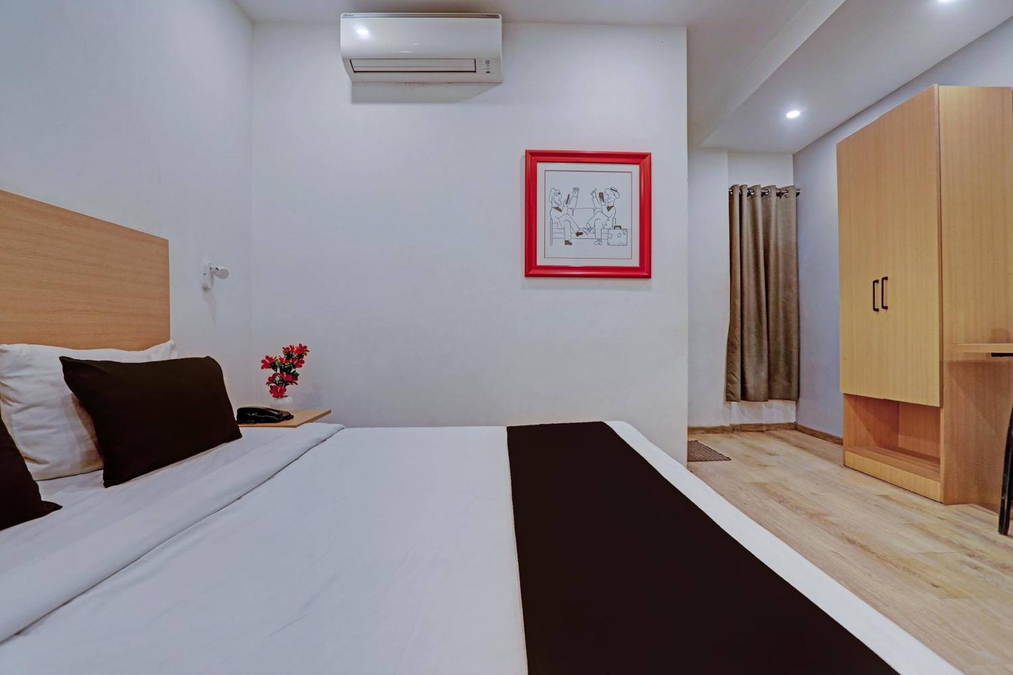 Townhouse Near Secunderabad Railway Station, Yashoda Hospital, Patny Centre エクステリア 写真