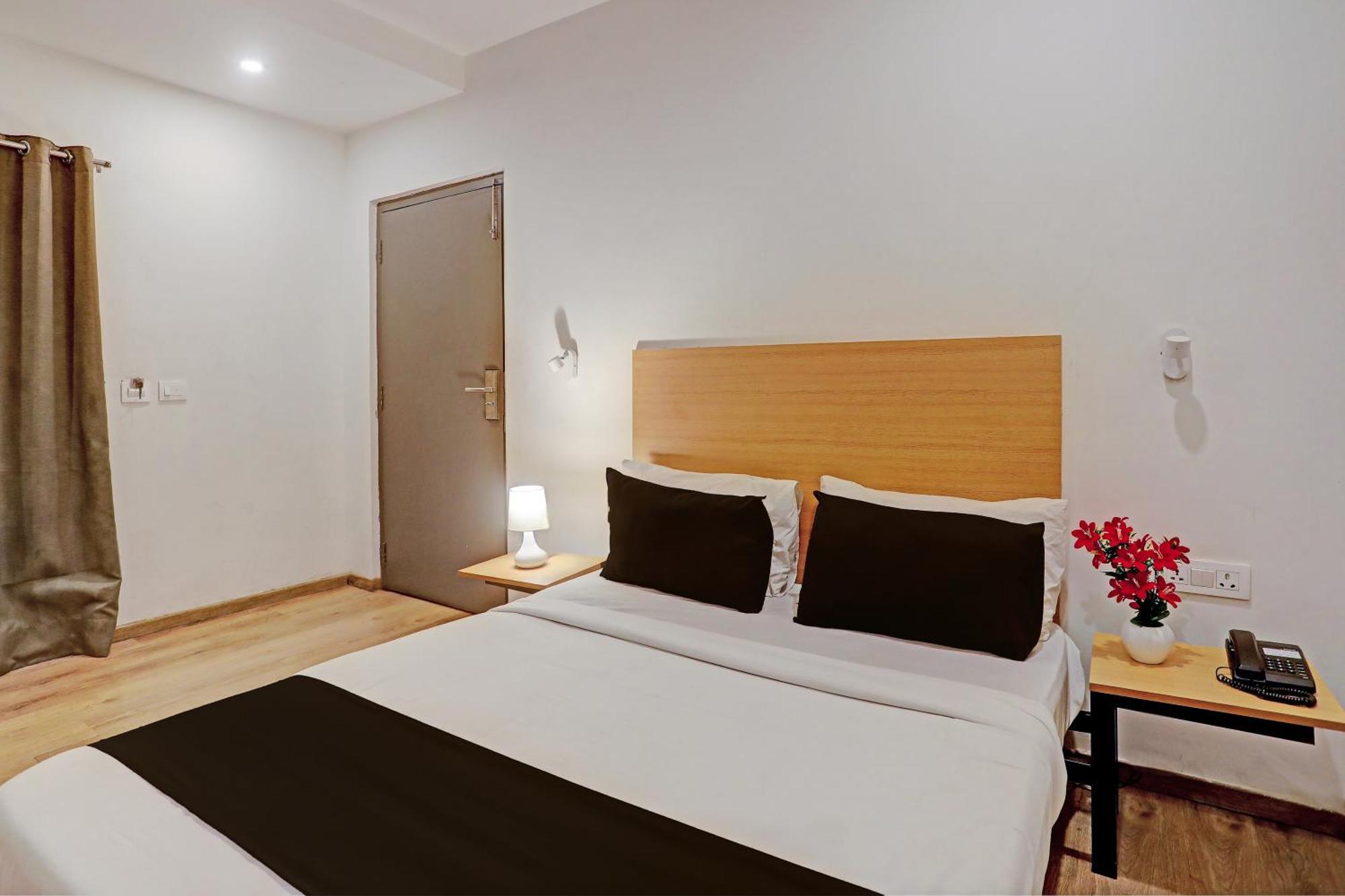Townhouse Near Secunderabad Railway Station, Yashoda Hospital, Patny Centre エクステリア 写真